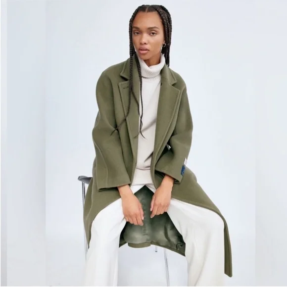 Aritzia The Slouch Coat - Picture 7 of 7